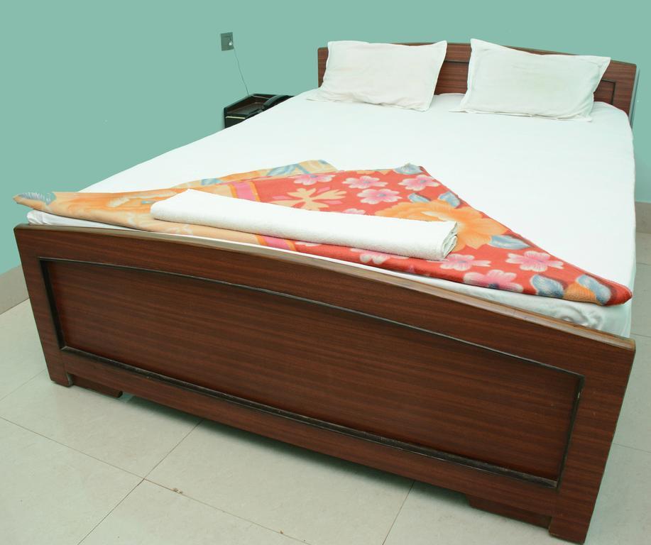 בובנשוואר Hotel Nirmal Inn חדר תמונה
