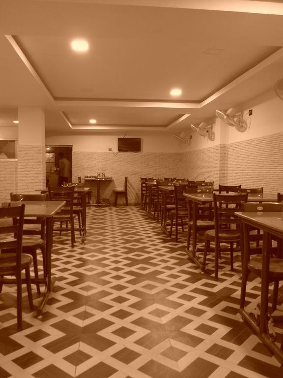 בובנשוואר Hotel Nirmal Inn מראה חיצוני תמונה