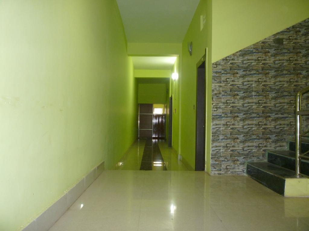 בובנשוואר Hotel Nirmal Inn מראה חיצוני תמונה